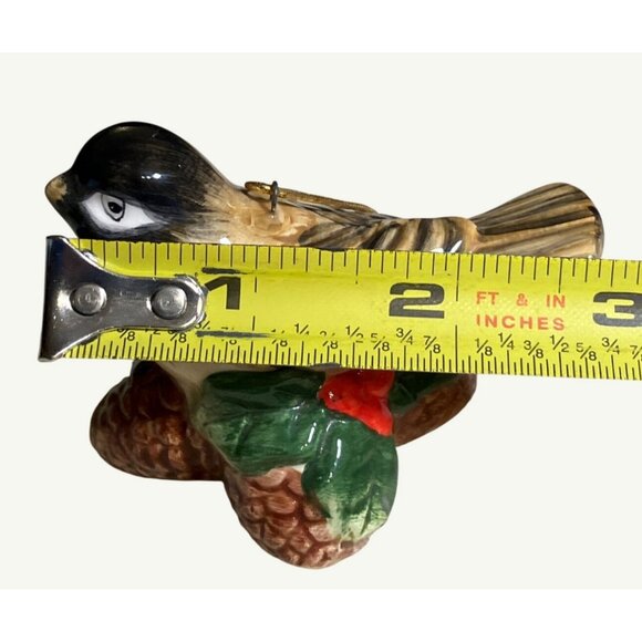 Hand-Painted Vintage Ceramic Bird Figurine Ornament. - Picture 10 of 12